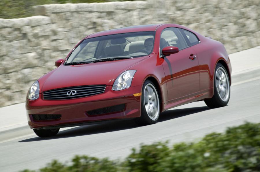  Infiniti G35 Coupe 2006 года  (фото 16 из 26)